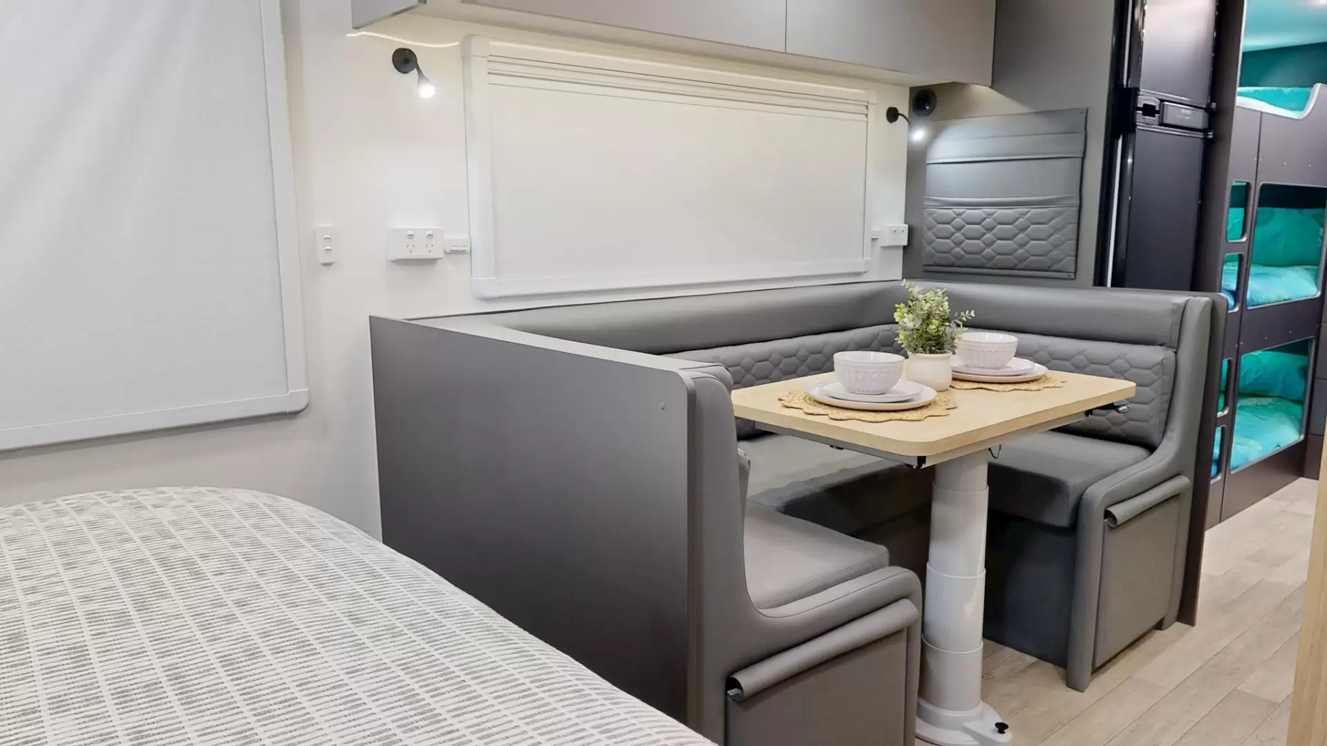 NEW 2026 VACATIONER CARAVANS ENDURA X