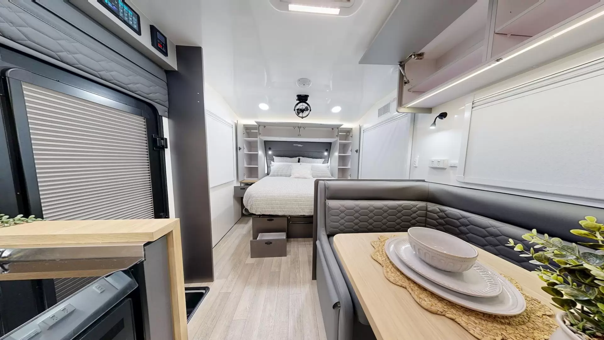 NEW 2026 VACATIONER CARAVANS ENDURA X