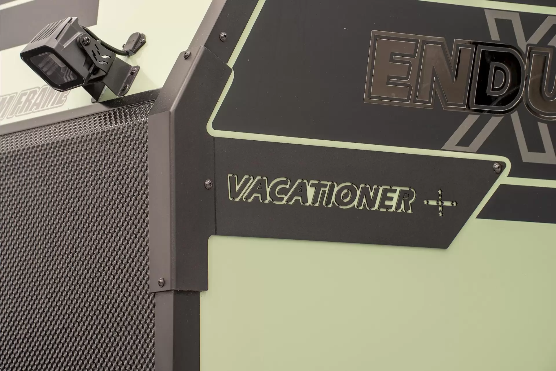 NEW 2026 VACATIONER CARAVANS ENDURA X