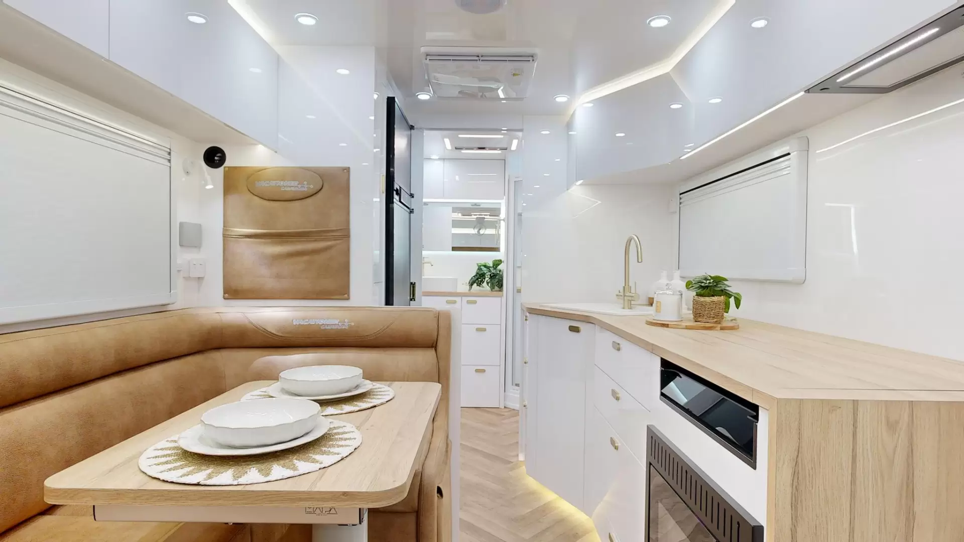 NEW 2026 VACATIONER CARAVANS ROUGH RIDER