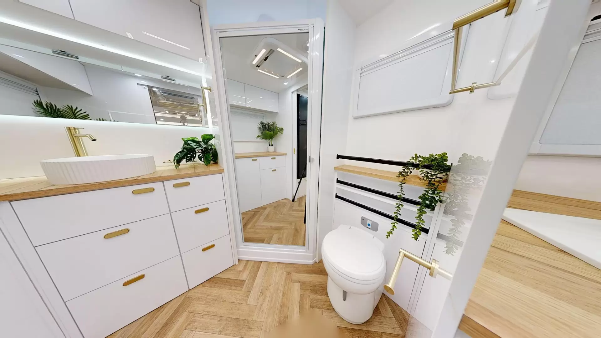 NEW 2026 VACATIONER CARAVANS ROUGH RIDER