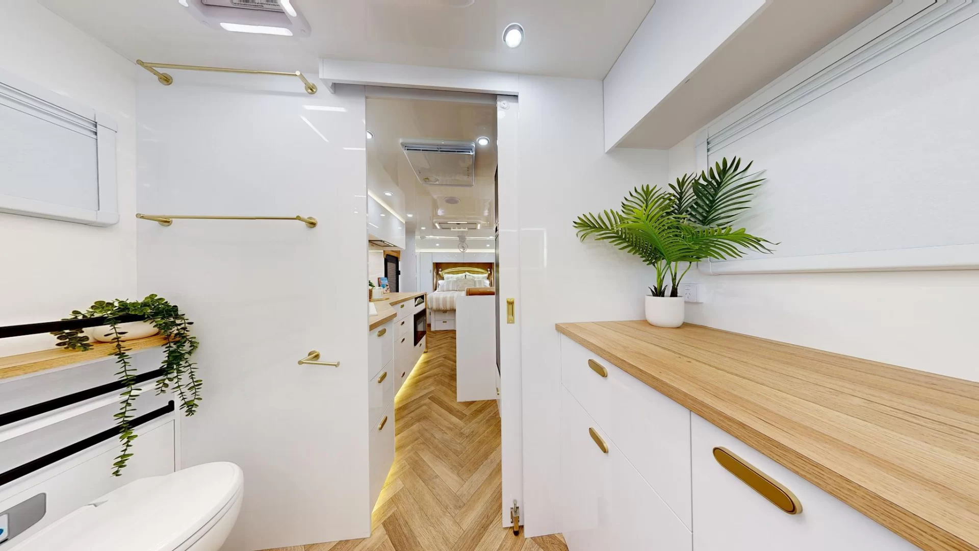 NEW 2026 VACATIONER CARAVANS ROUGH RIDER caravan