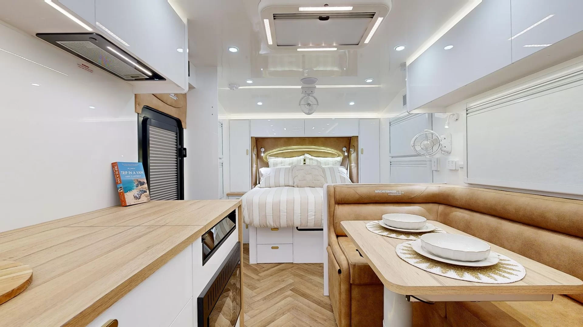 NEW 2026 VACATIONER CARAVANS ROUGH RIDER caravan