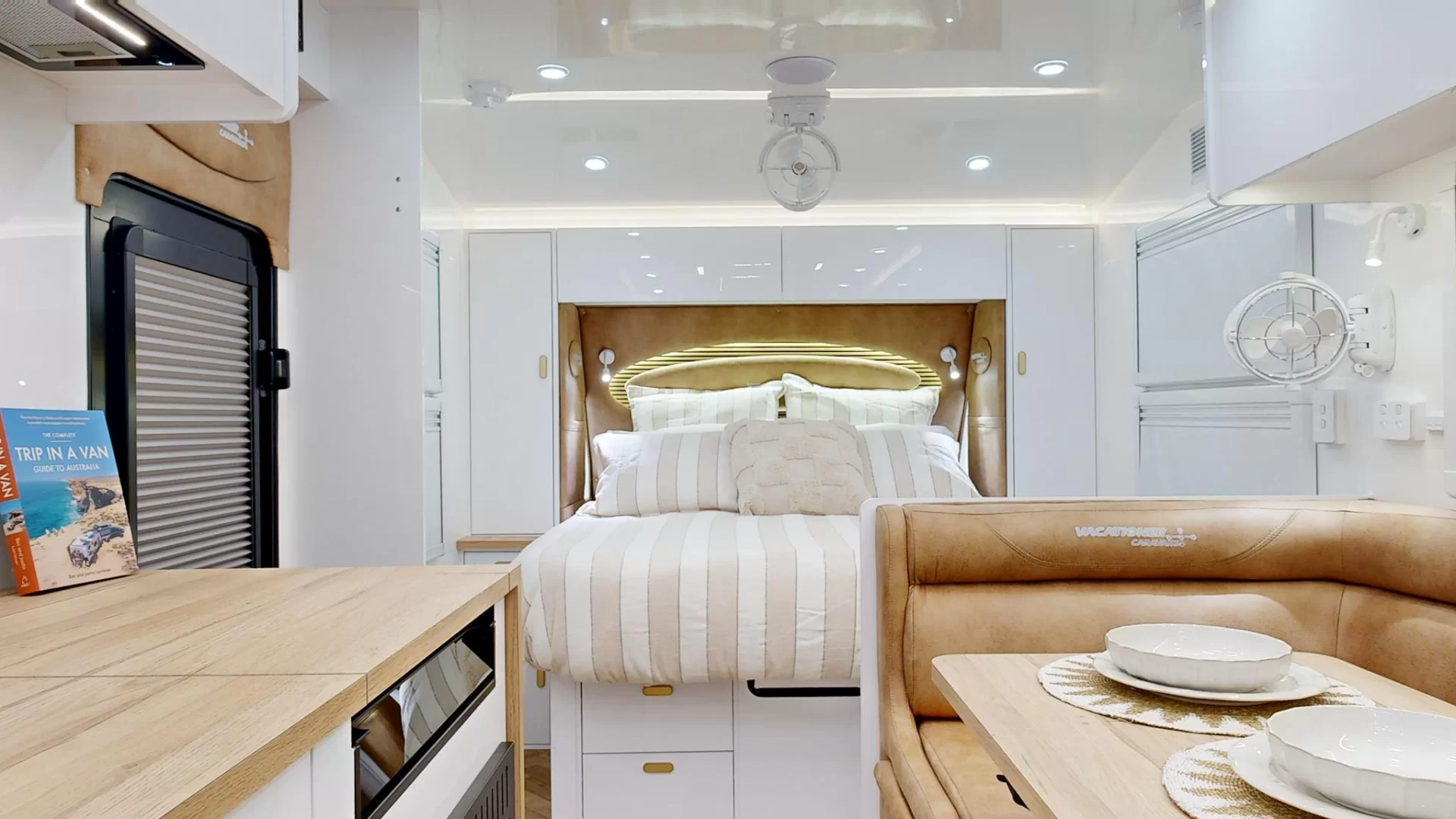 NEW 2026 VACATIONER CARAVANS ROUGH RIDER caravan