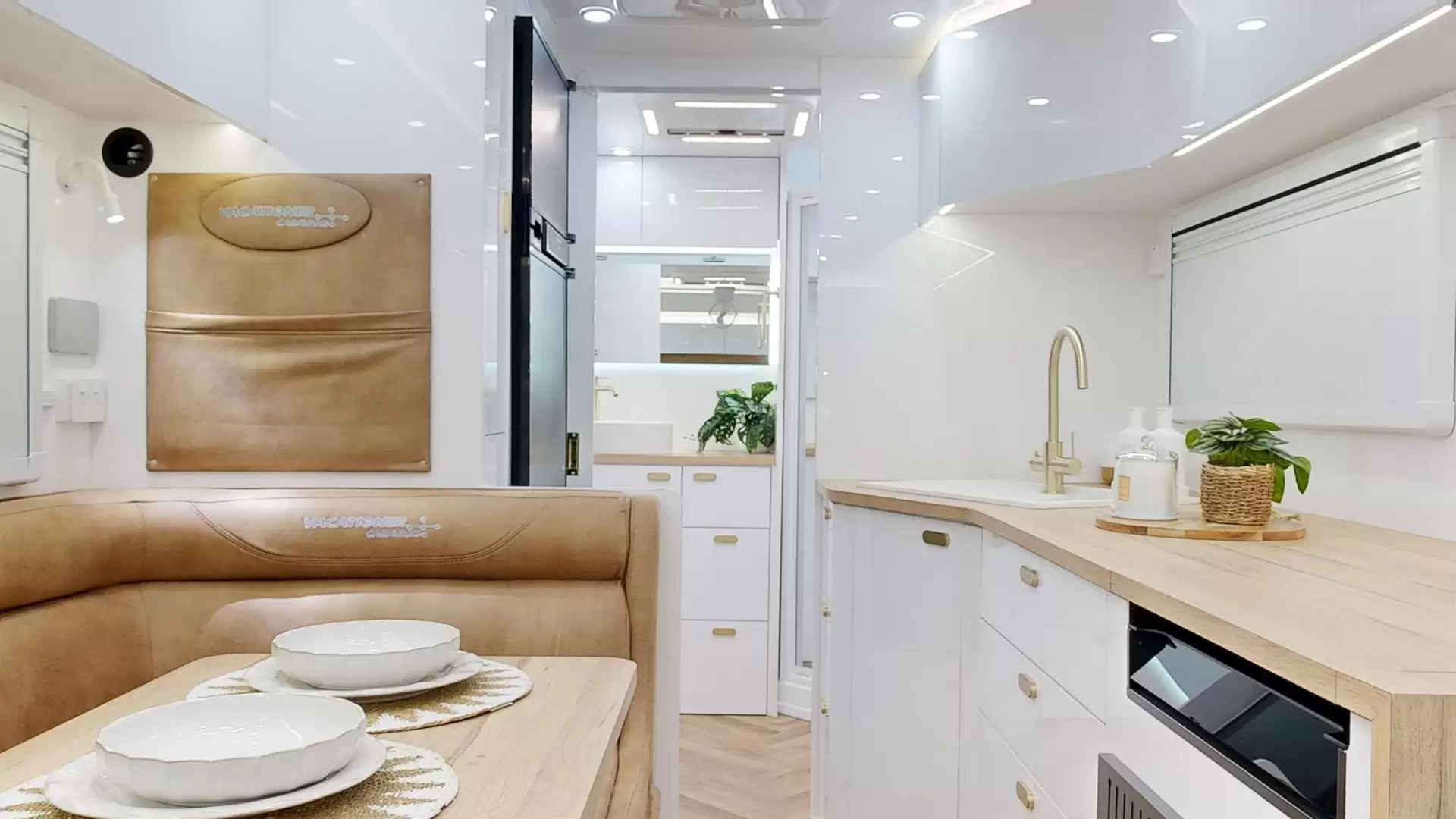 NEW 2026 VACATIONER CARAVANS ROUGH RIDER