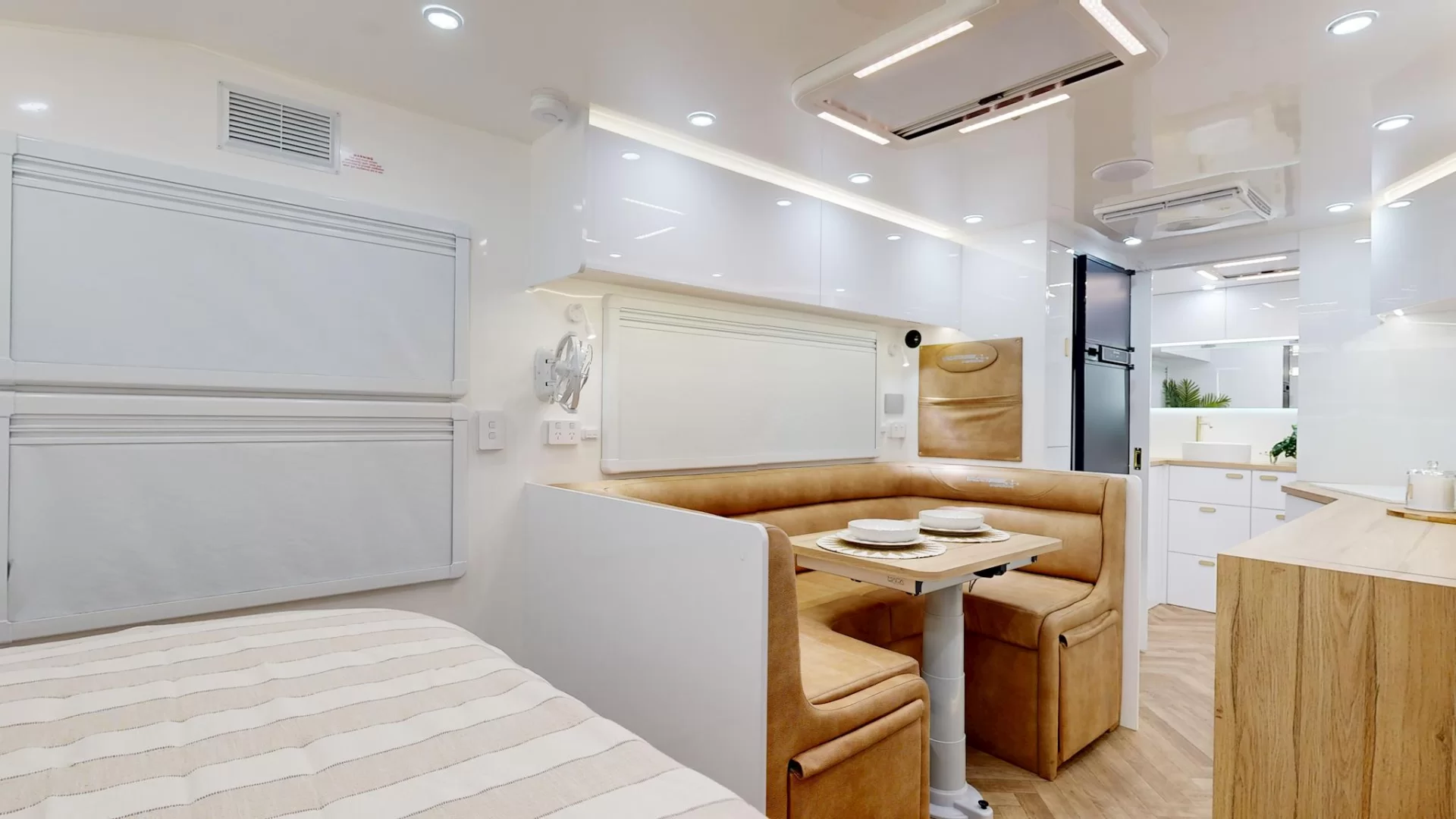 NEW 2026 VACATIONER CARAVANS ROUGH RIDER caravan