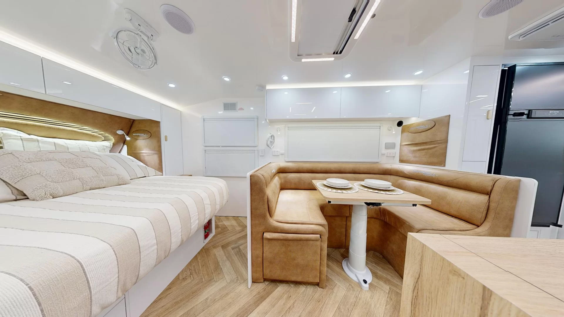 NEW 2026 VACATIONER CARAVANS ROUGH RIDER caravan