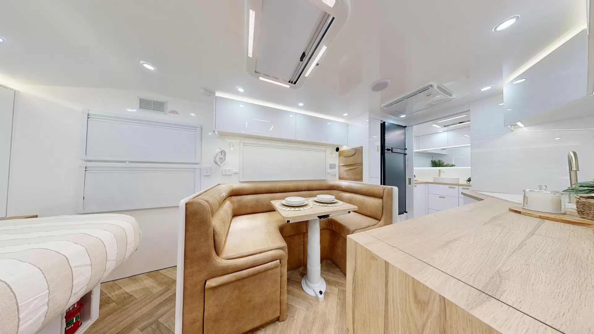 NEW 2026 VACATIONER CARAVANS ROUGH RIDER