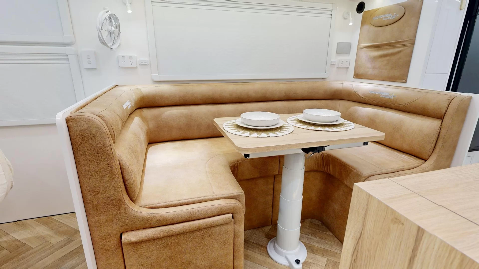 NEW 2026 VACATIONER CARAVANS ROUGH RIDER caravan