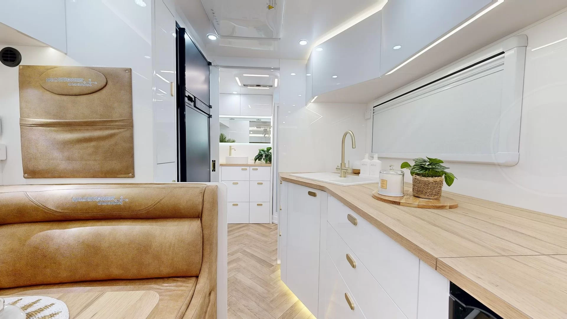 NEW 2026 VACATIONER CARAVANS ROUGH RIDER caravan