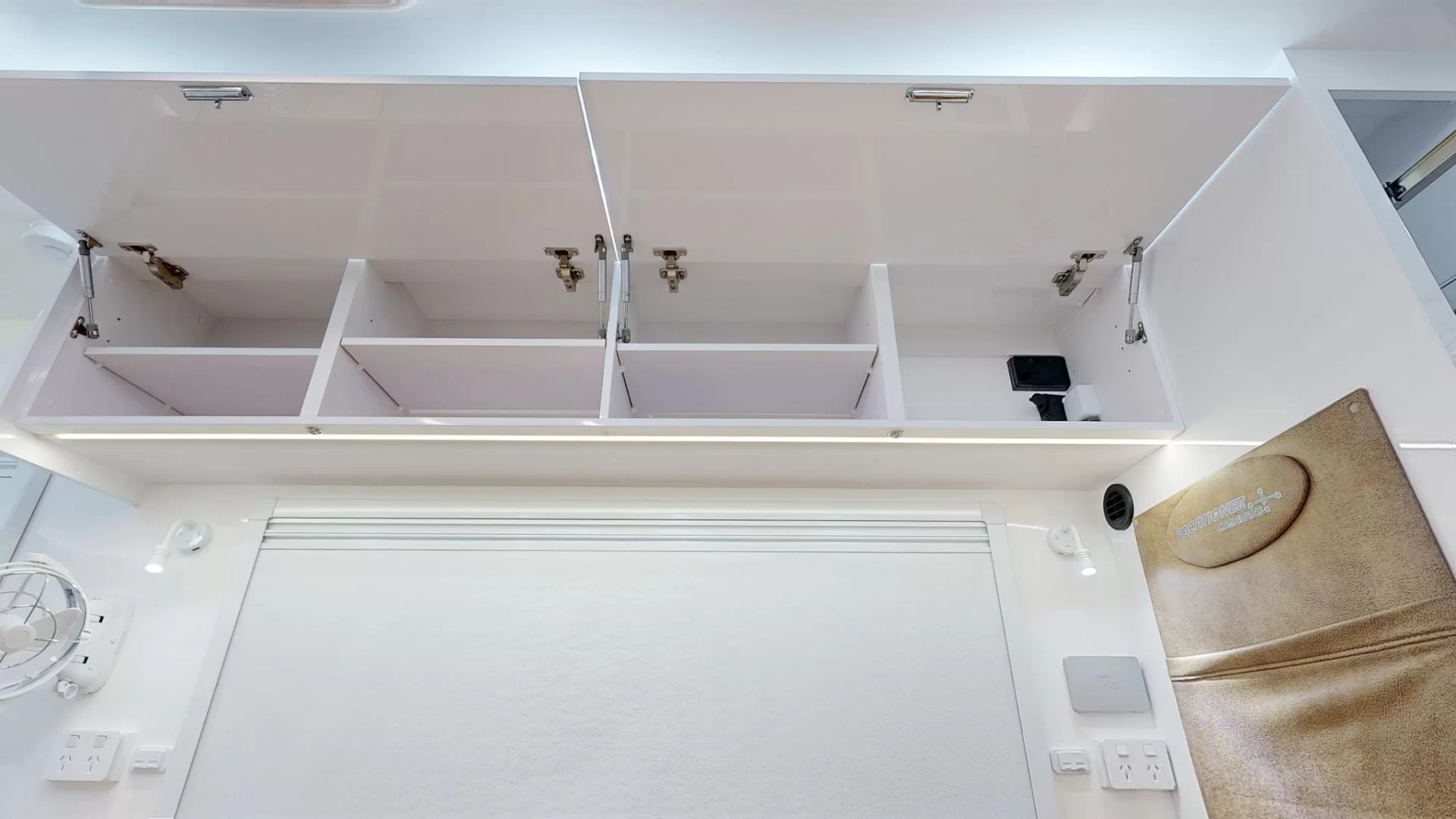 NEW 2026 VACATIONER CARAVANS ROUGH RIDER caravan