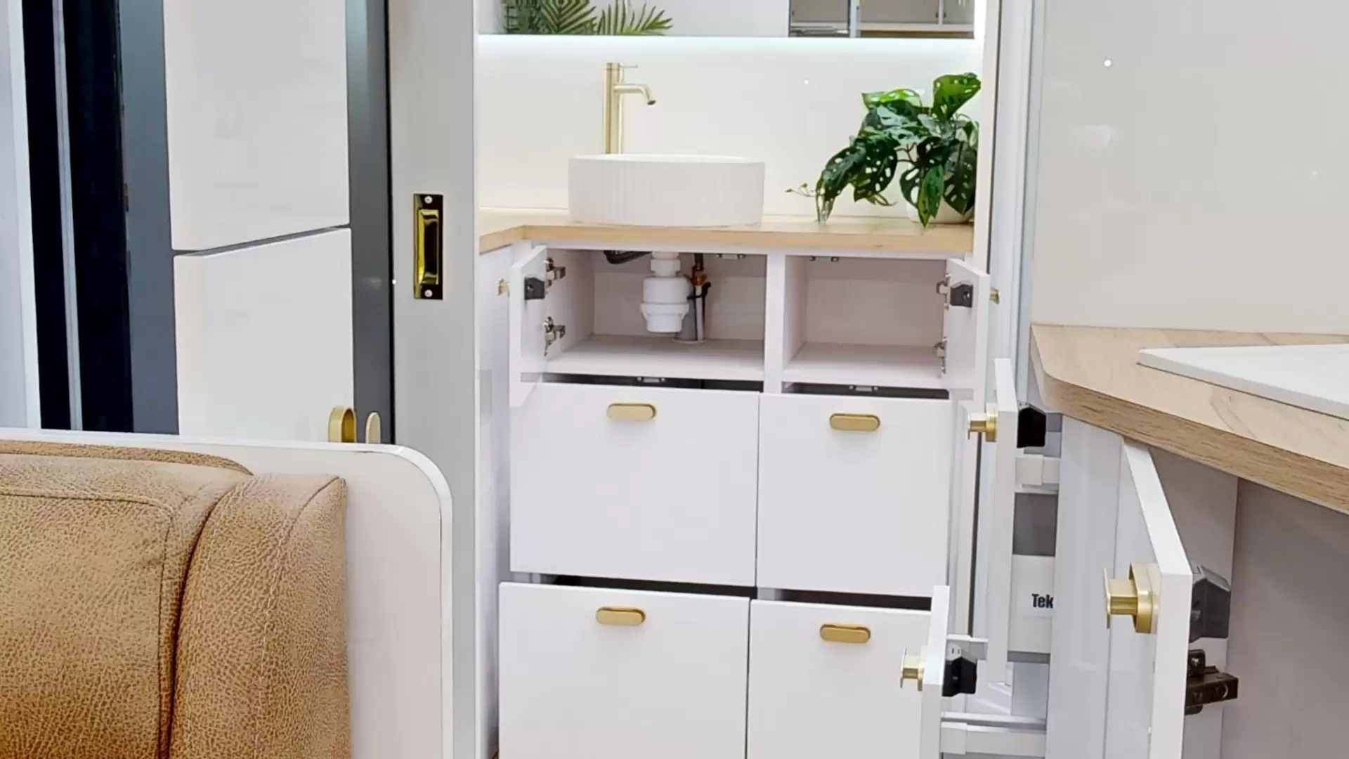 NEW 2026 VACATIONER CARAVANS ROUGH RIDER