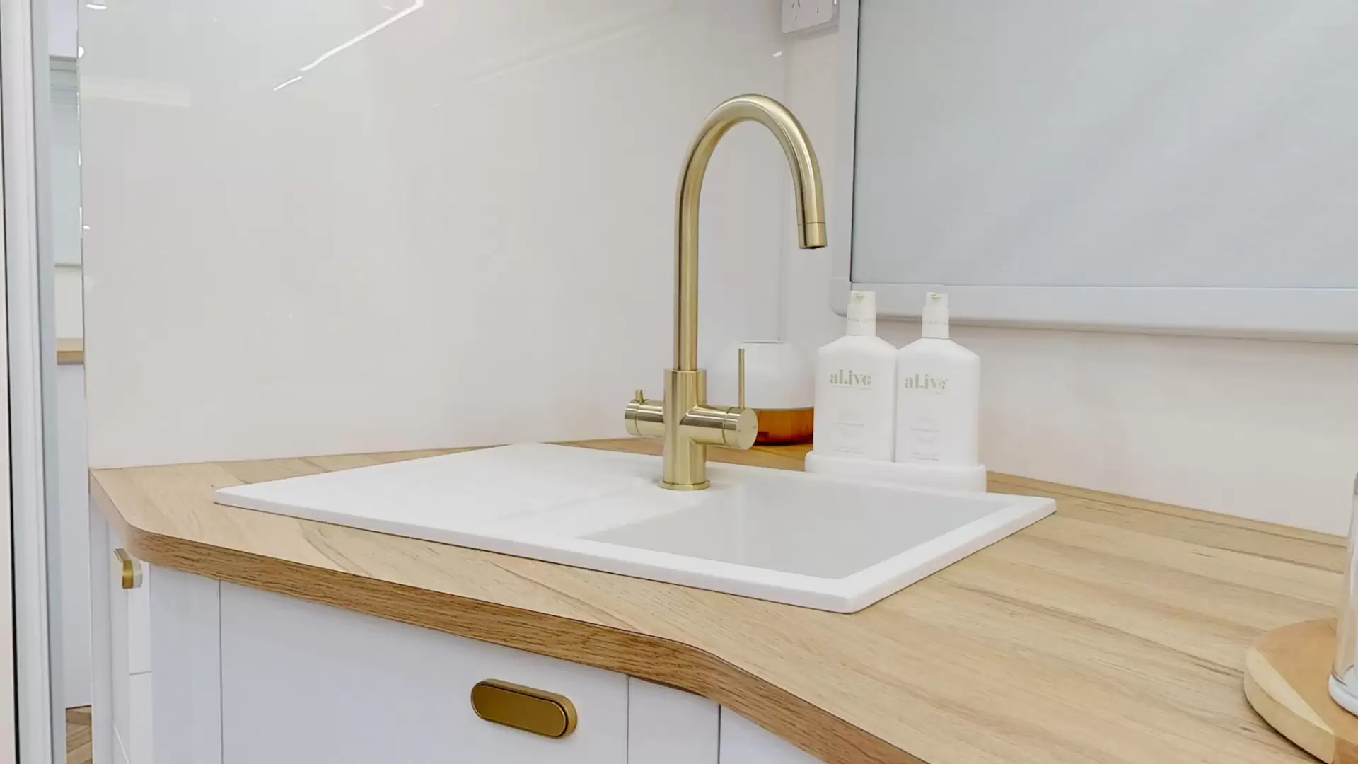 NEW 2026 VACATIONER CARAVANS ROUGH RIDER