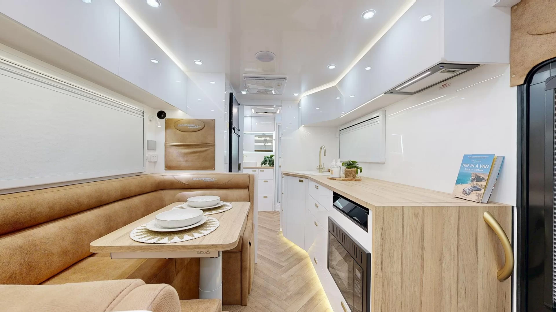 NEW 2026 VACATIONER CARAVANS ROUGH RIDER caravan