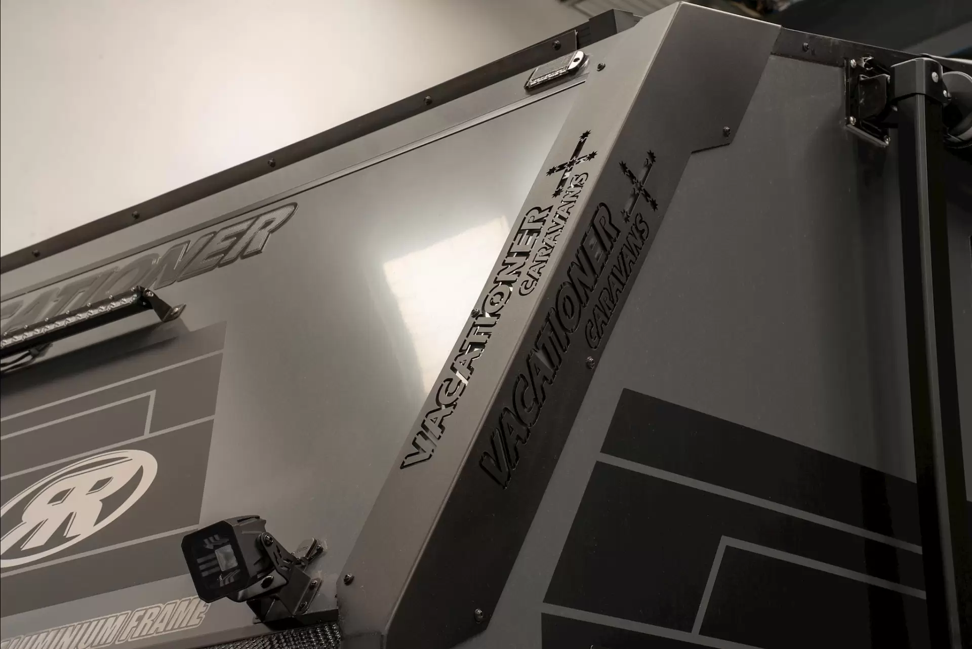 NEW 2026 VACATIONER CARAVANS ROUGH RIDER