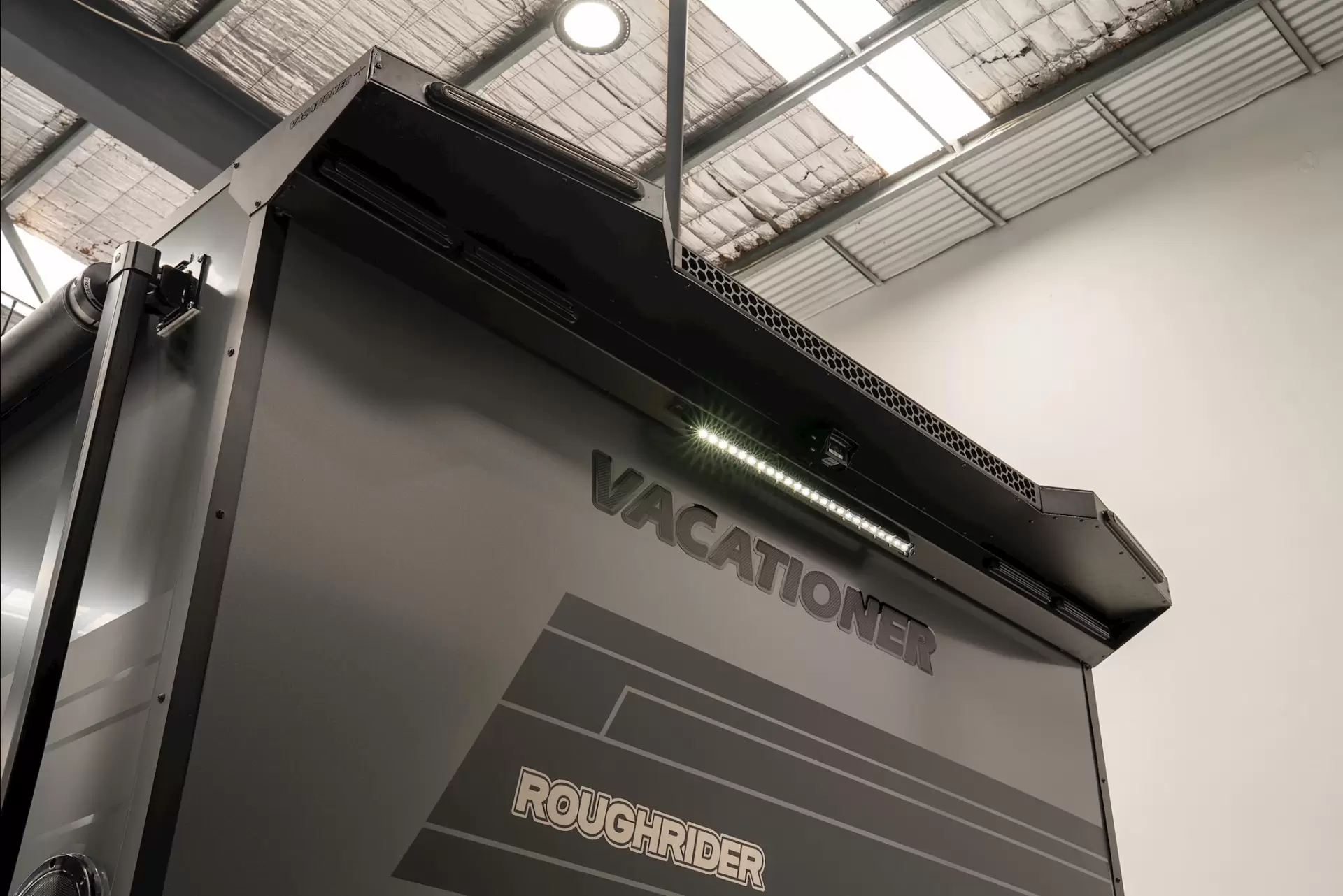 NEW 2026 VACATIONER CARAVANS ROUGH RIDER