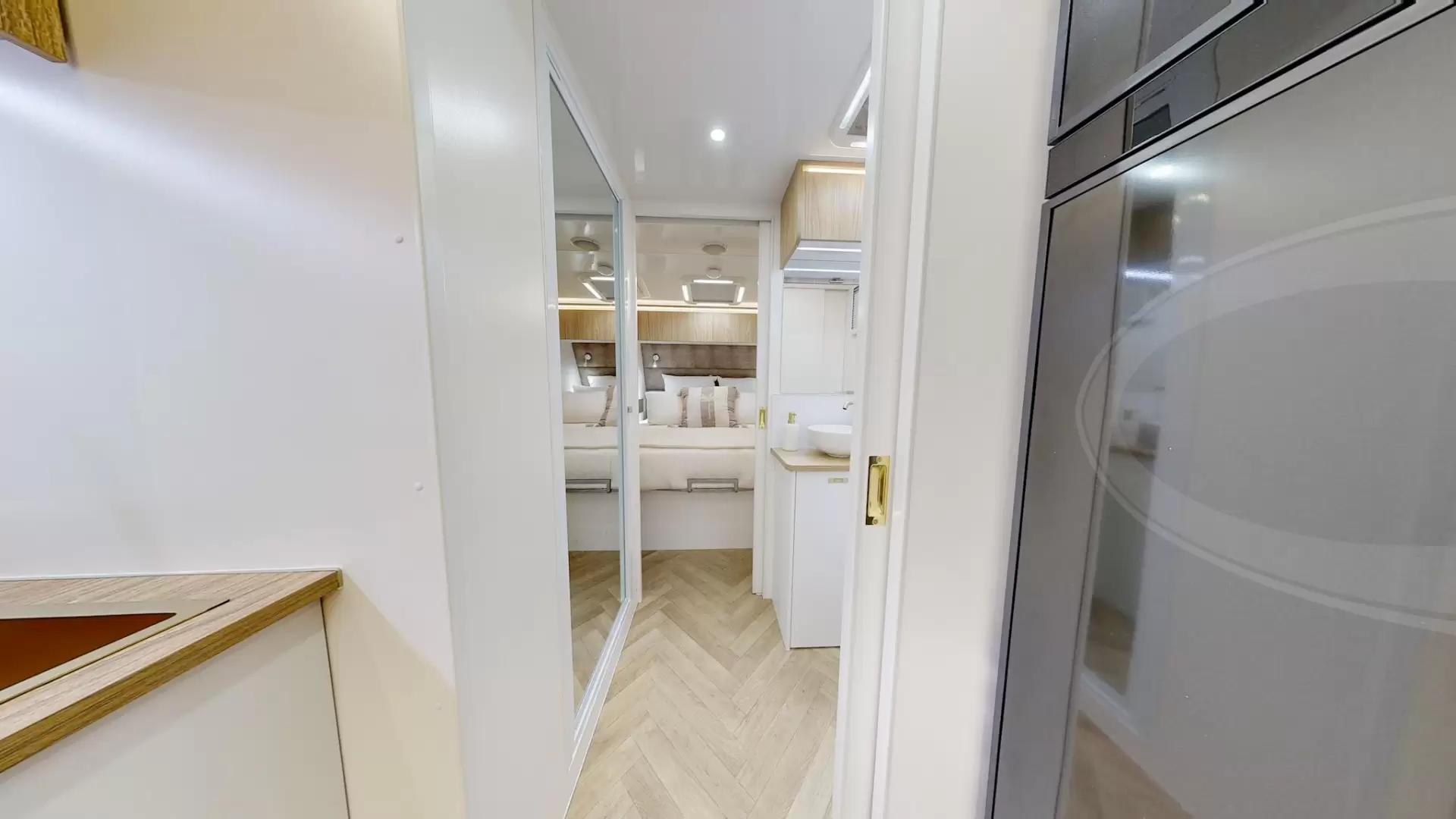 NEW 2026 ATLAS CARAVANS RVX