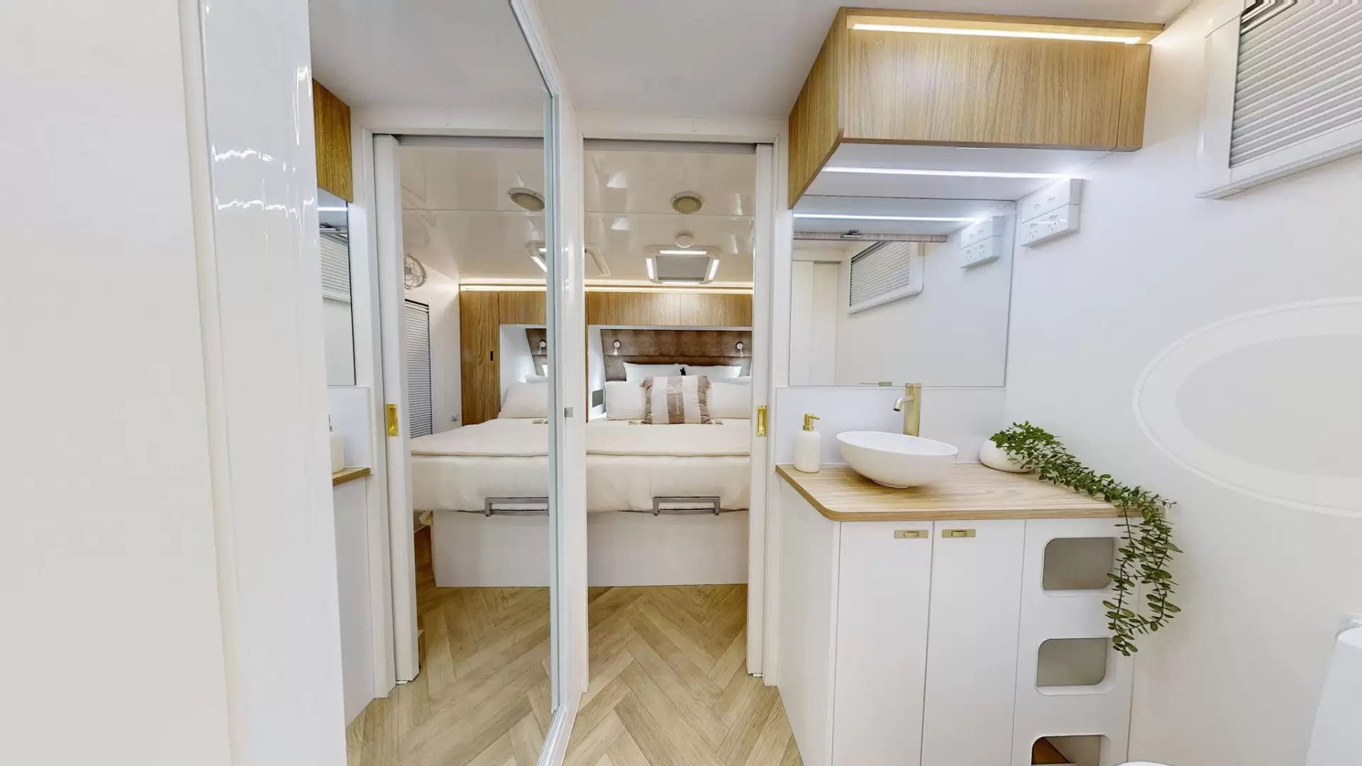 NEW 2026 ATLAS CARAVANS RVX