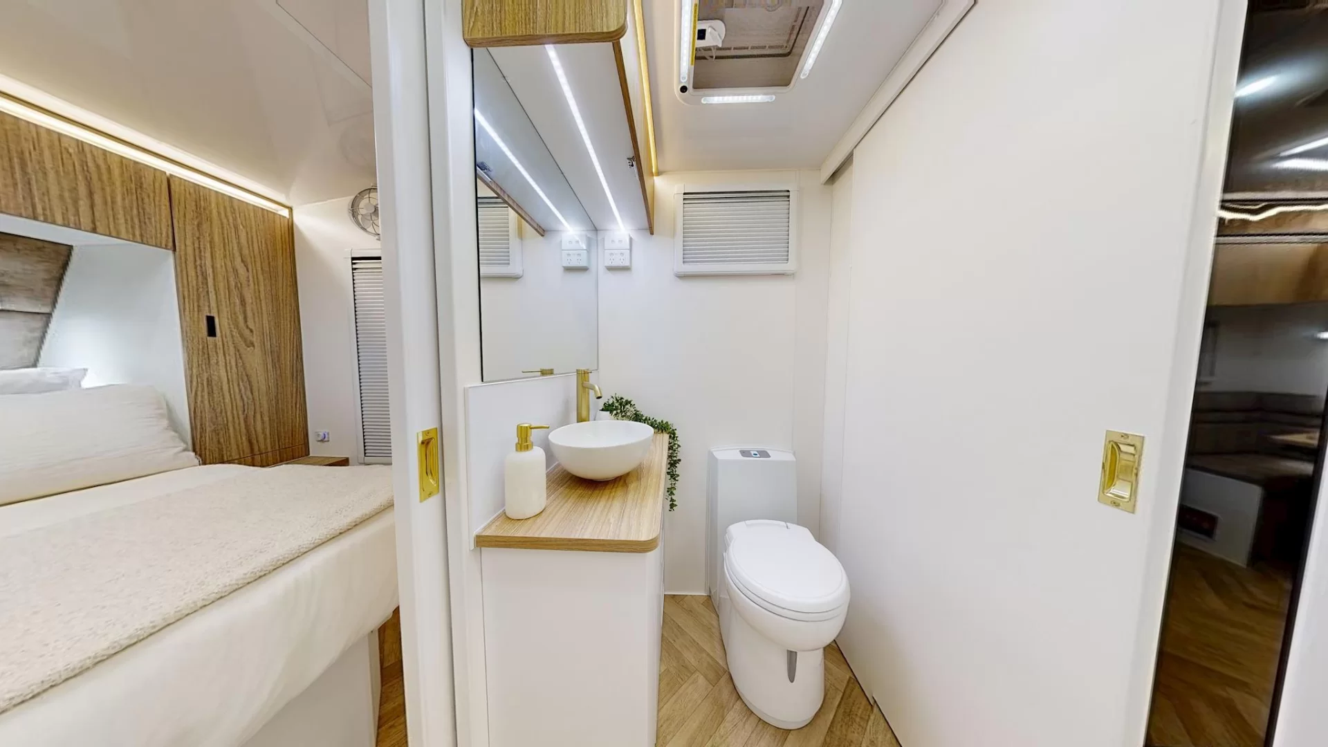 NEW 2026 ATLAS CARAVANS RVX caravan