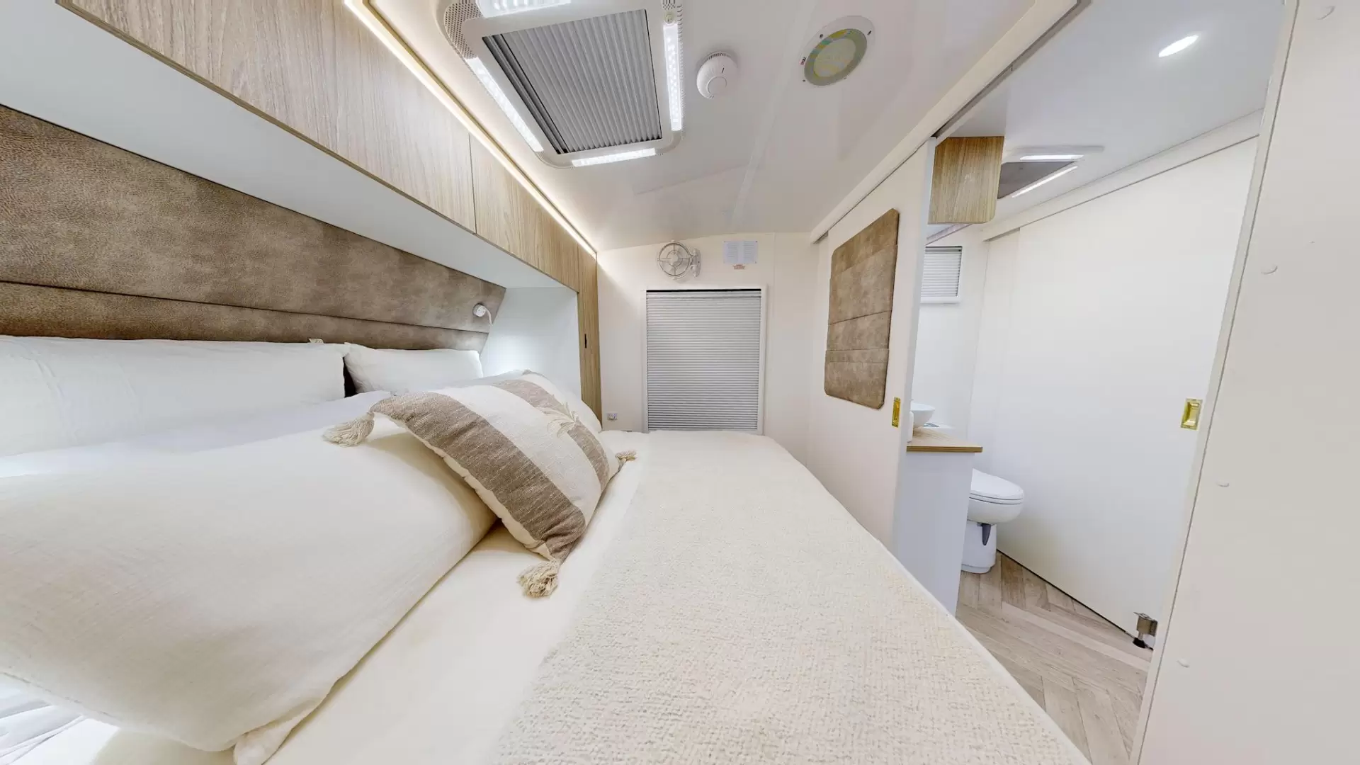 NEW 2026 ATLAS CARAVANS RVX