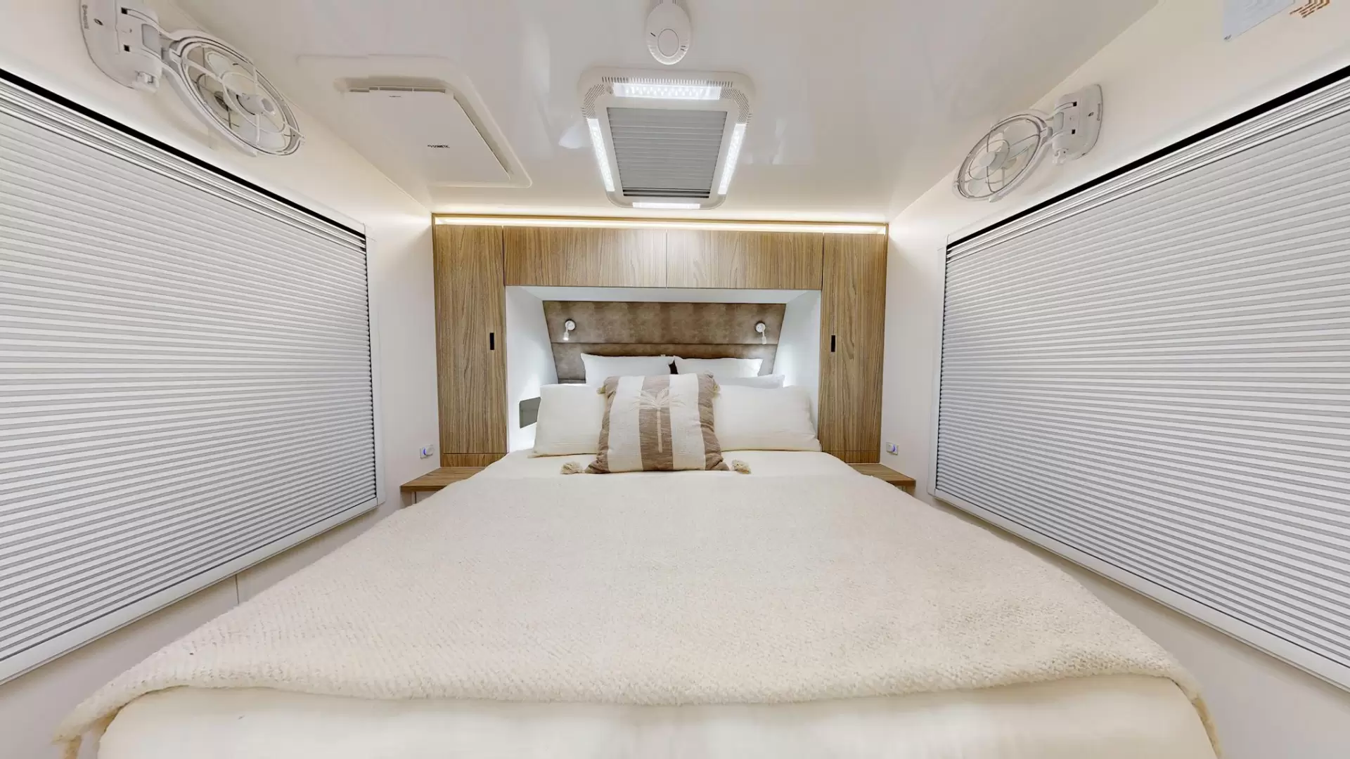 NEW 2026 ATLAS CARAVANS RVX