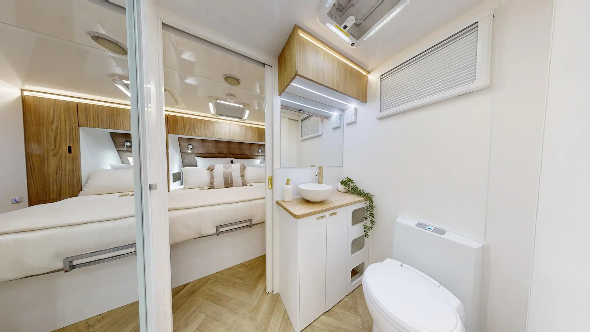 NEW 2026 ATLAS CARAVANS RVX