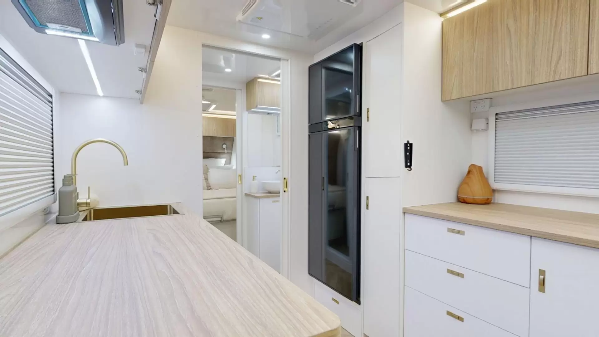 NEW 2026 ATLAS CARAVANS RVX