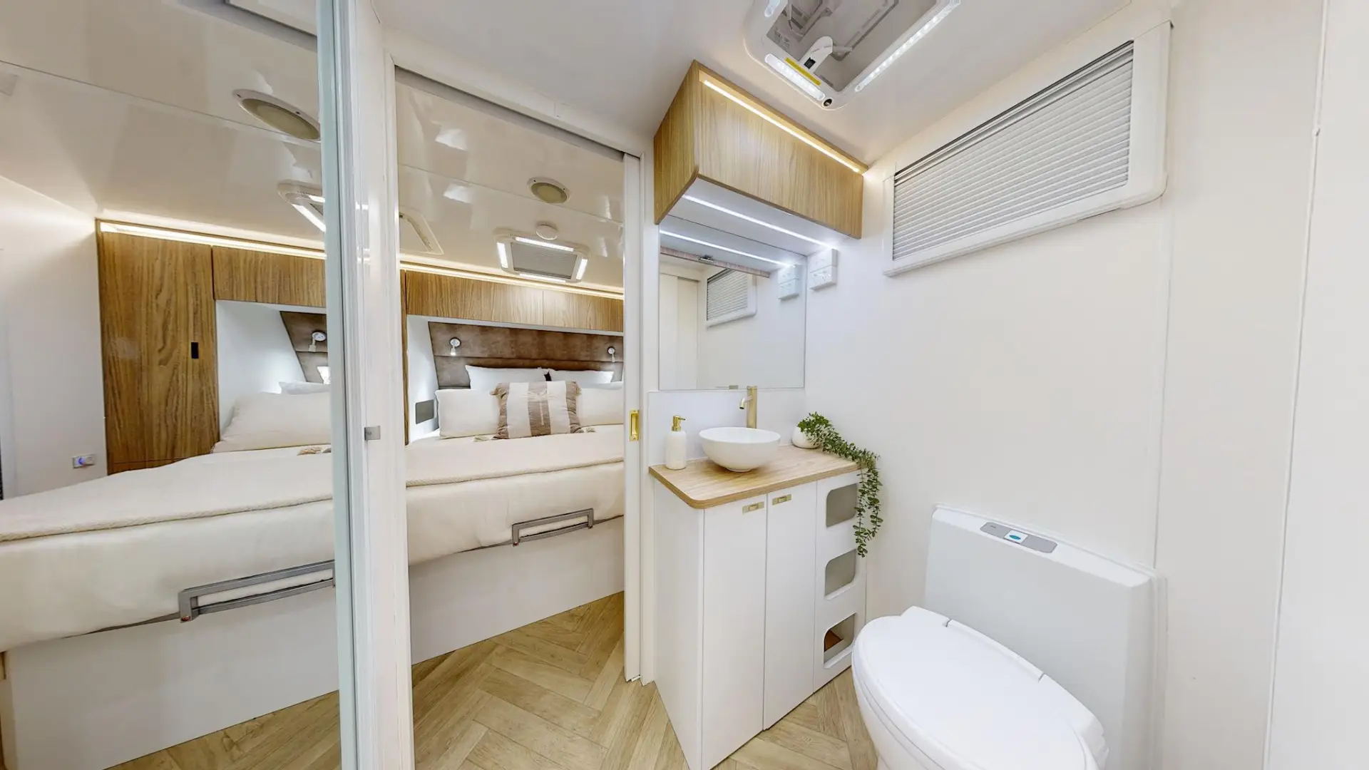 NEW 2026 ATLAS CARAVANS RVX