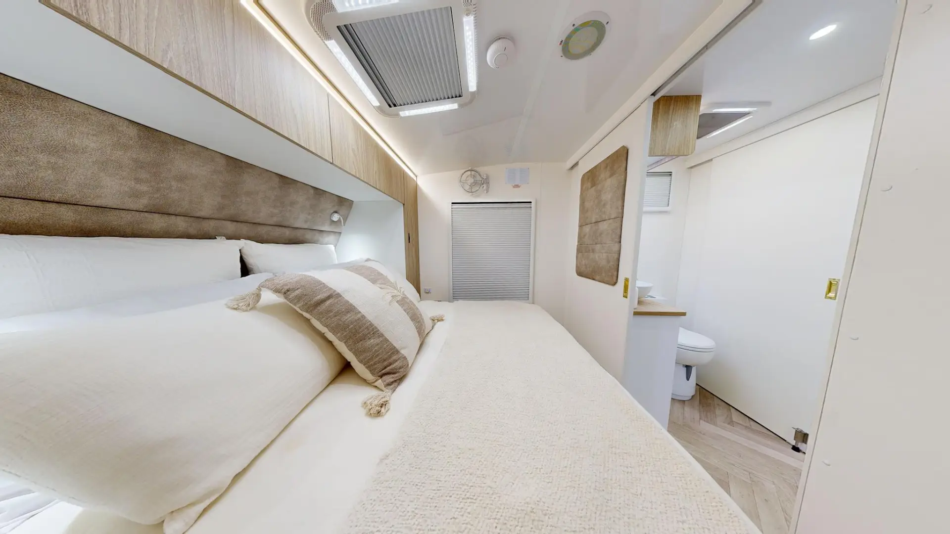 NEW 2026 ATLAS CARAVANS RVX