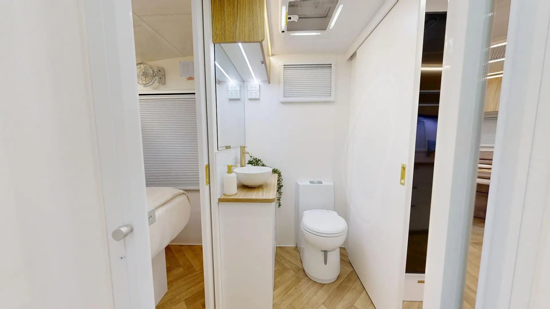 NEW 2026 ATLAS CARAVANS RVX