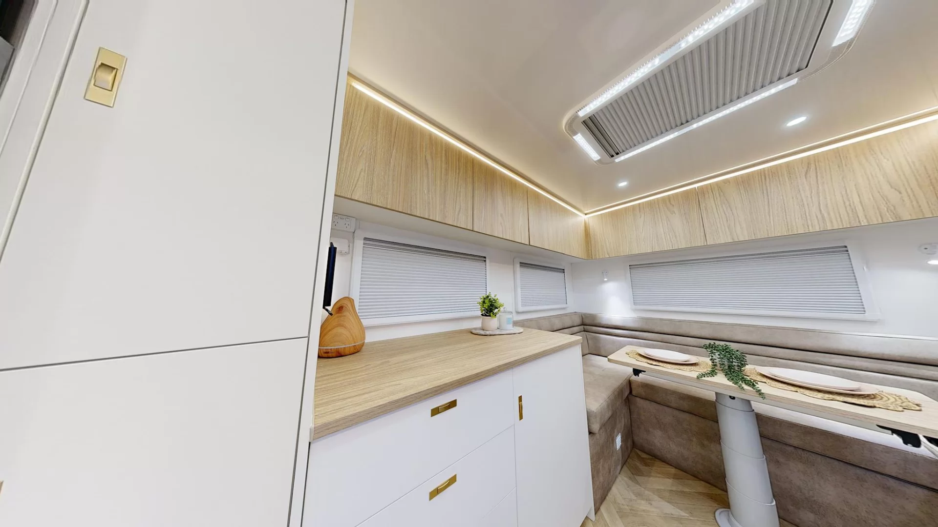 NEW 2026 ATLAS CARAVANS RVX caravan