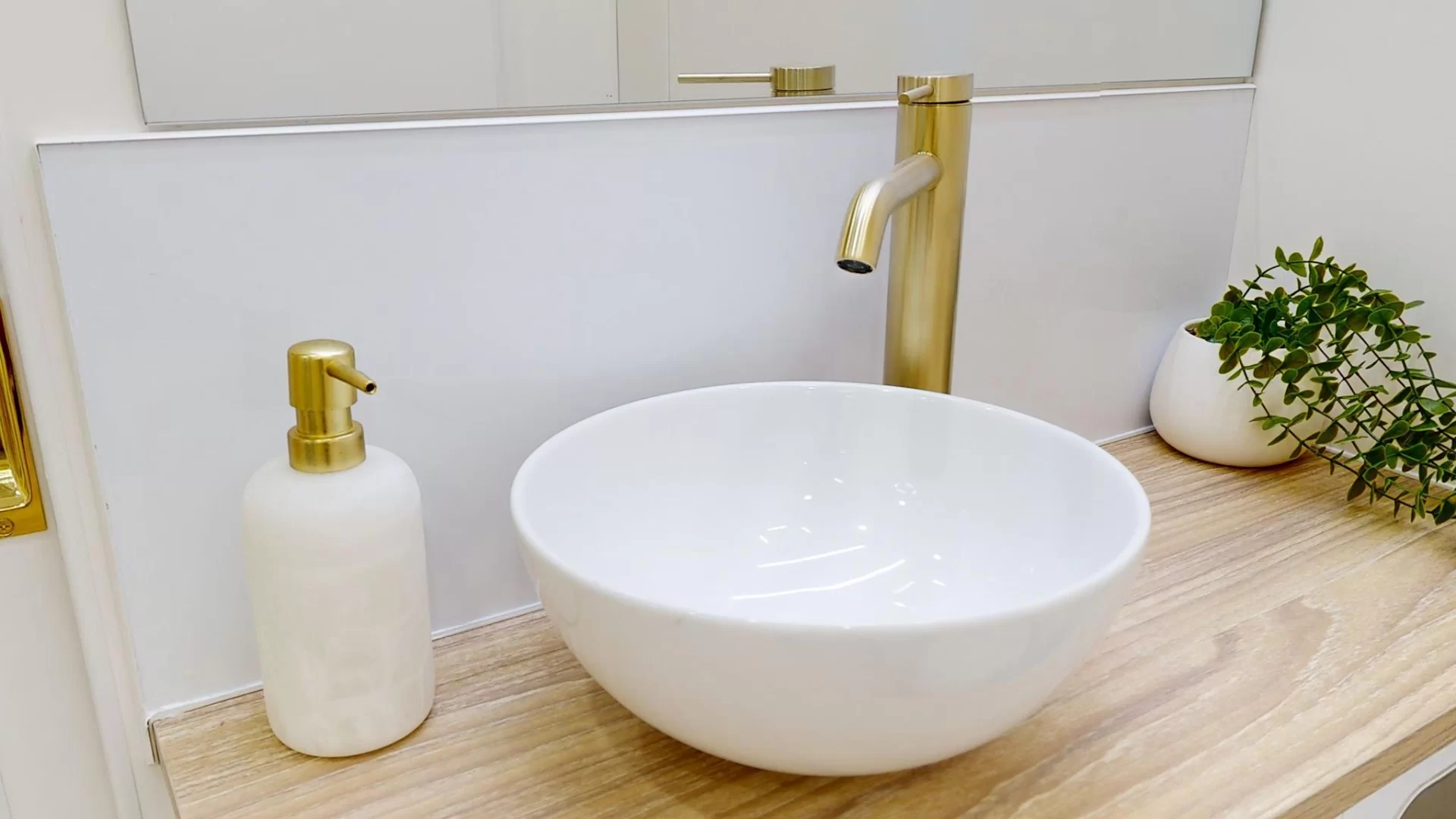 NEW 2026 ATLAS CARAVANS RVX caravan