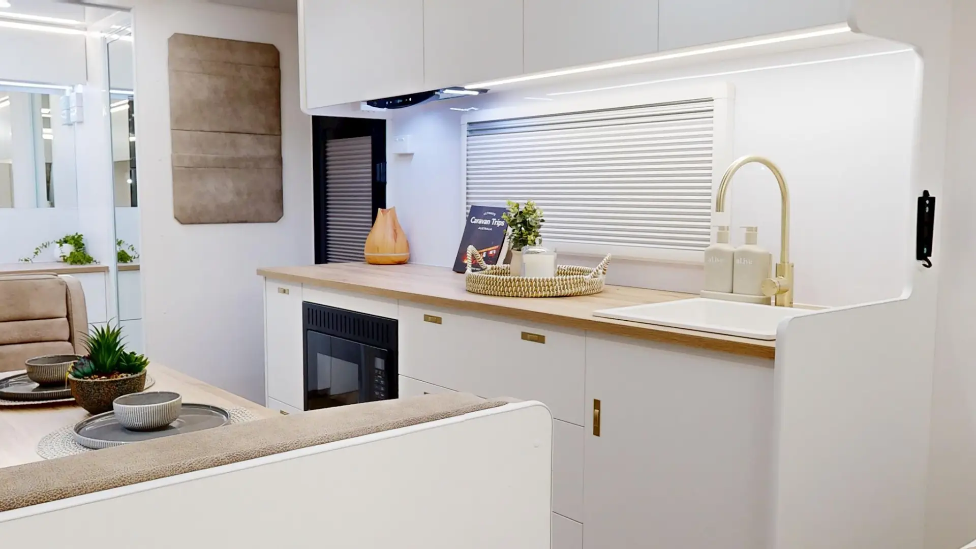 NEW 2026 ATLAS CARAVANS RVO