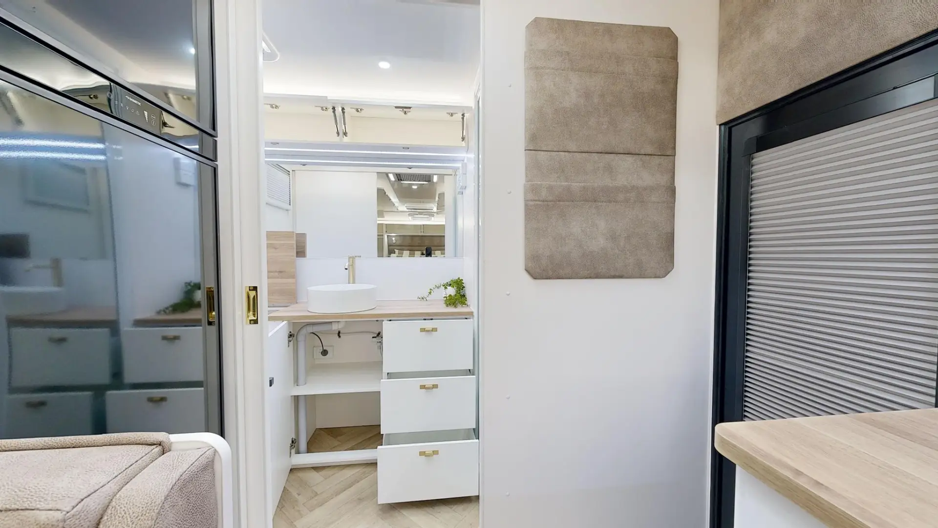 NEW 2026 ATLAS CARAVANS RVO