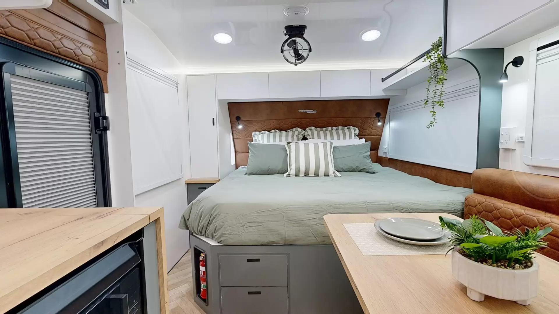 NEW 2026 VACATIONER CARAVANS ENDURA X