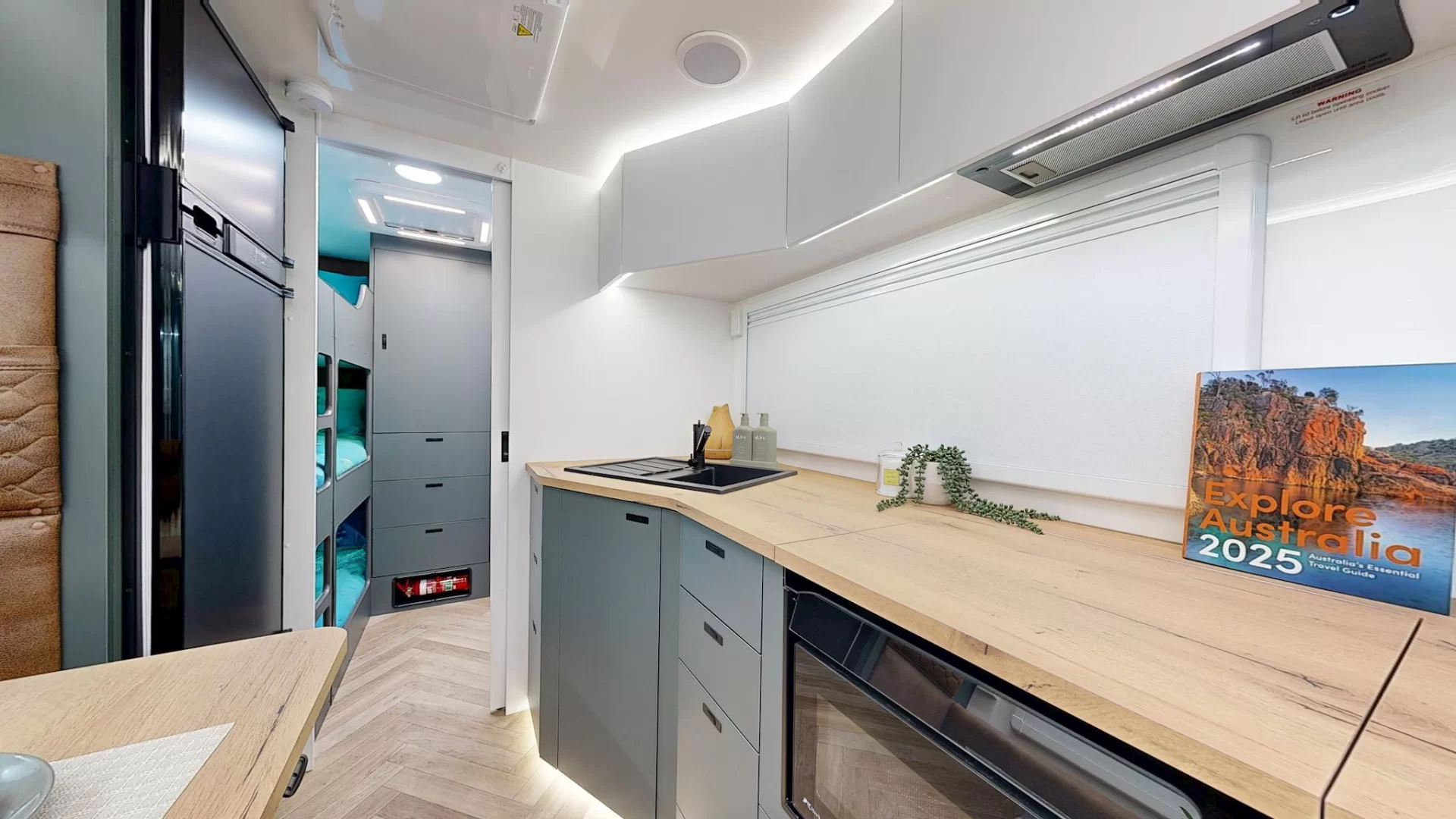 NEW 2026 VACATIONER CARAVANS ENDURA X caravan