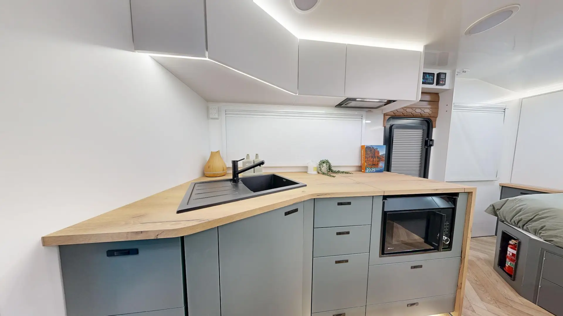 NEW 2026 VACATIONER CARAVANS ENDURA X