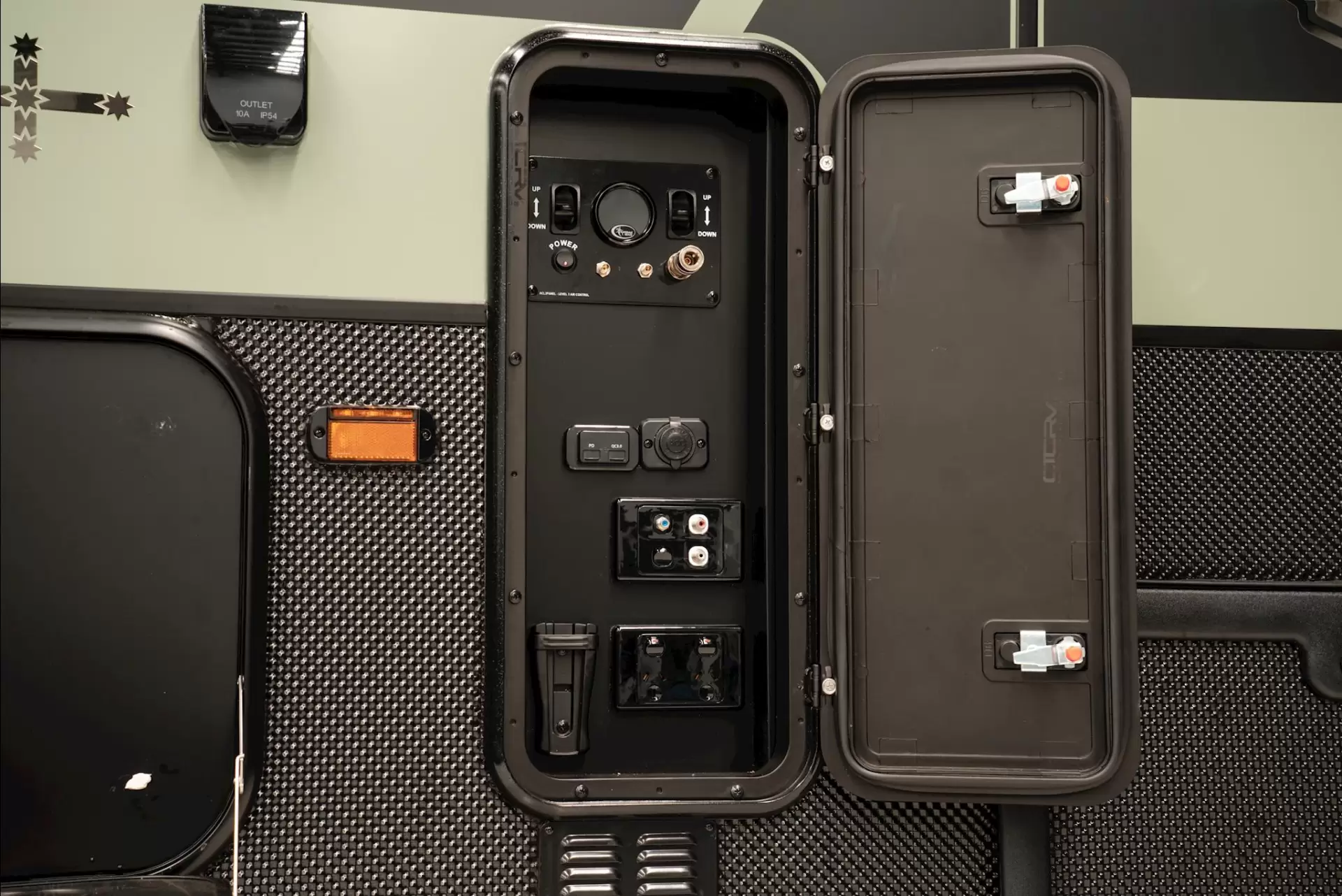 NEW 2026 VACATIONER CARAVANS ENDURA X