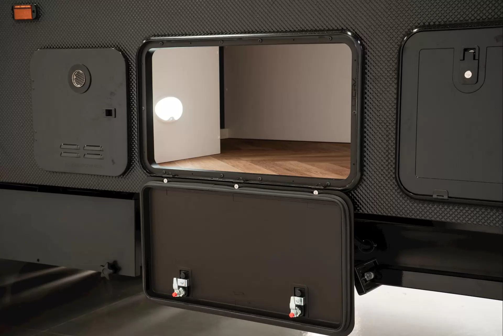 NEW 2026 VACATIONER CARAVANS ENDURA X