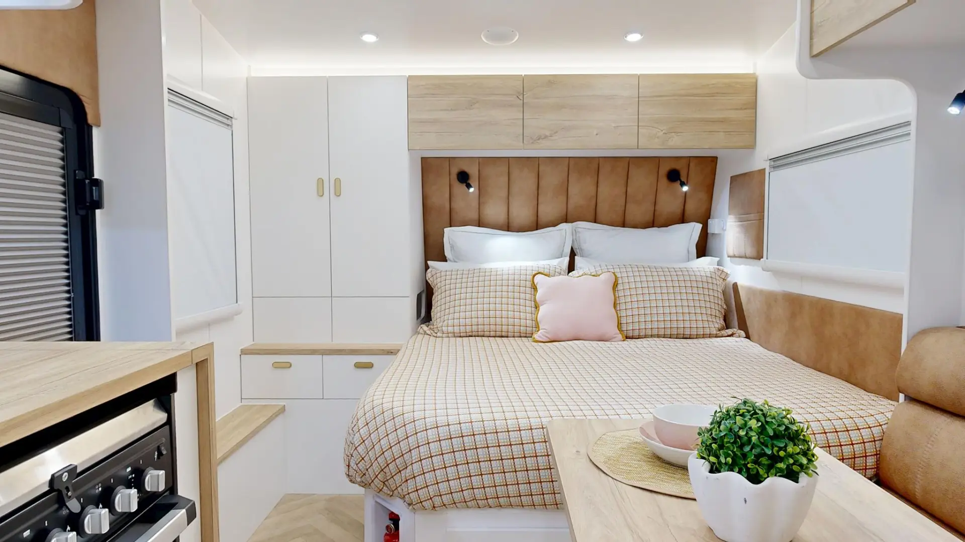 NEW 2026 RADIANT CARAVANS OUTBACK
