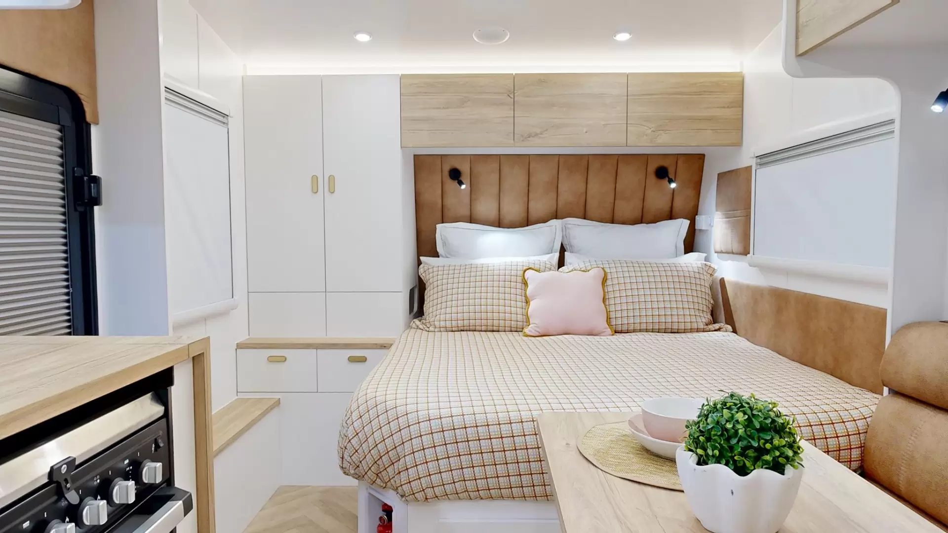 NEW 2026 RADIANT CARAVANS OUTBACK