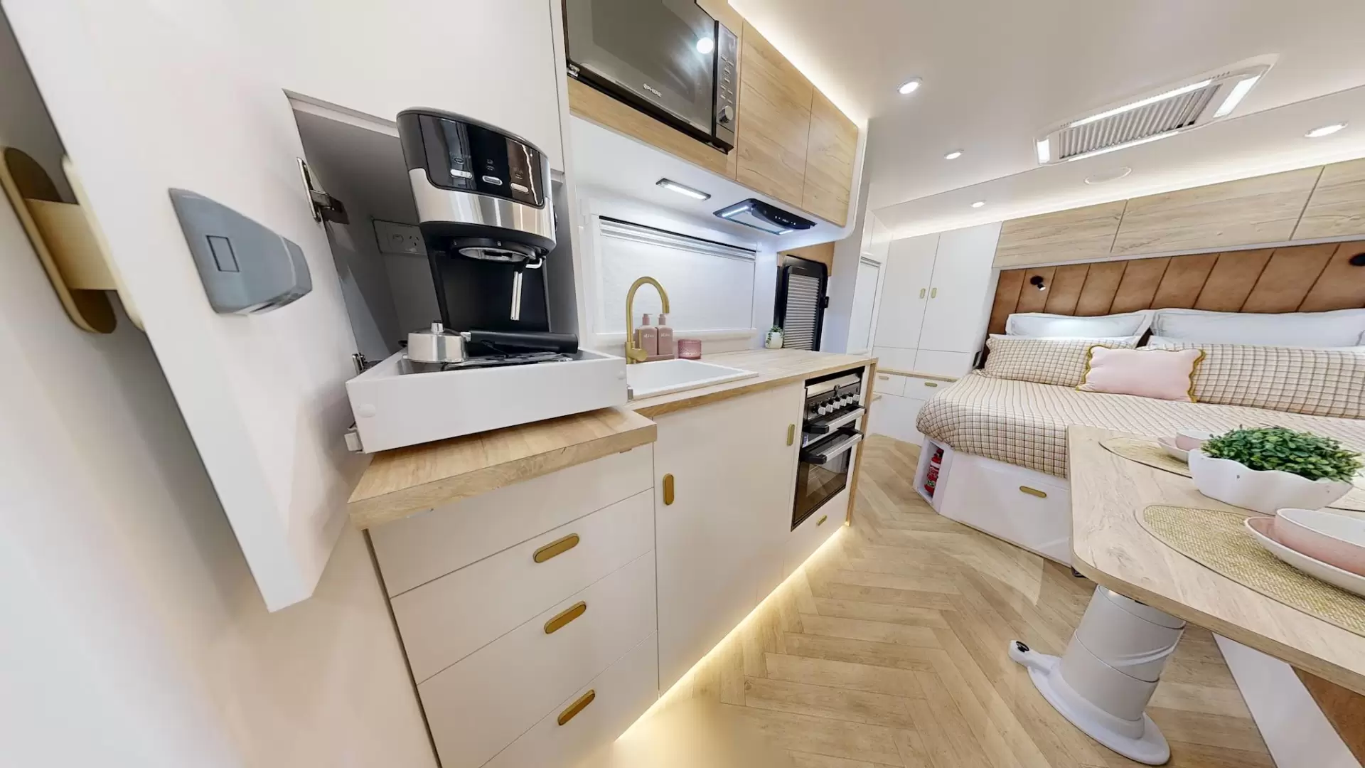 NEW 2026 RADIANT CARAVANS OUTBACK