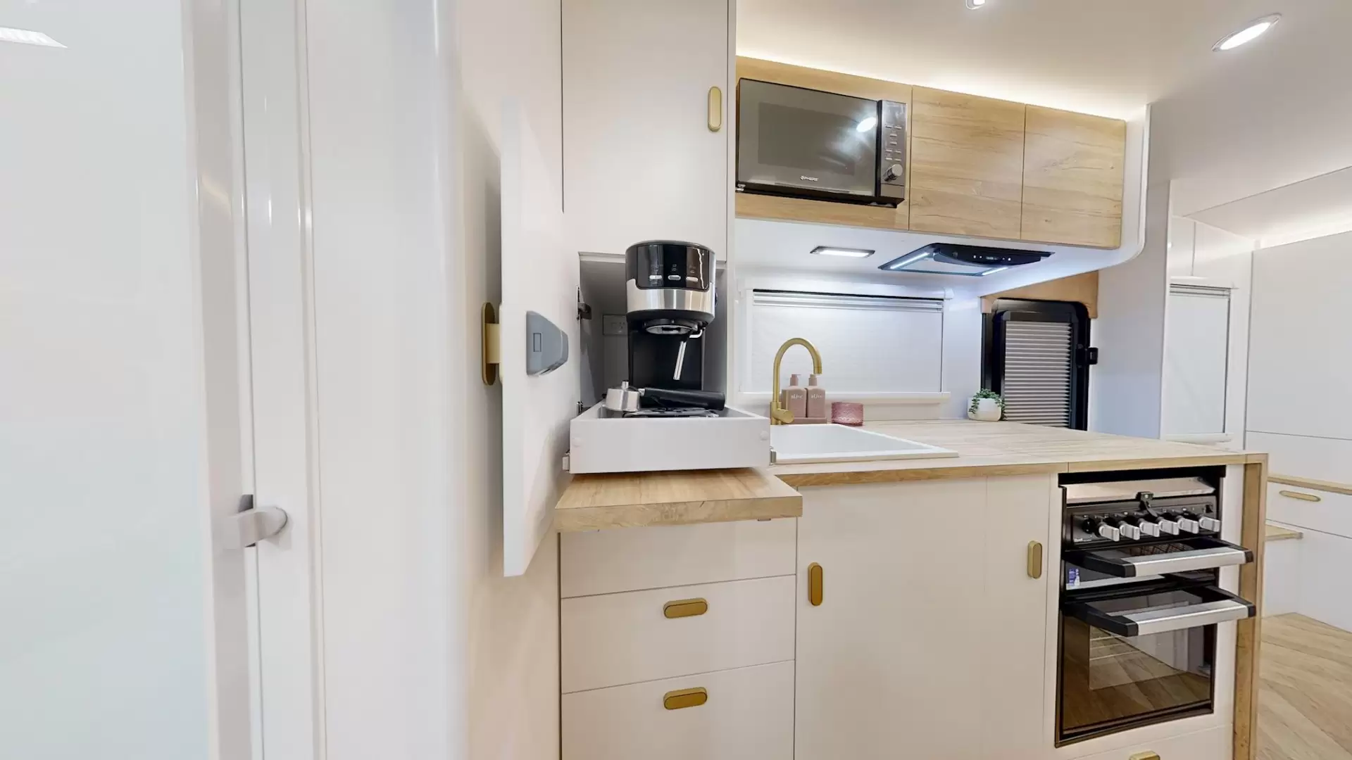 NEW 2026 RADIANT CARAVANS OUTBACK