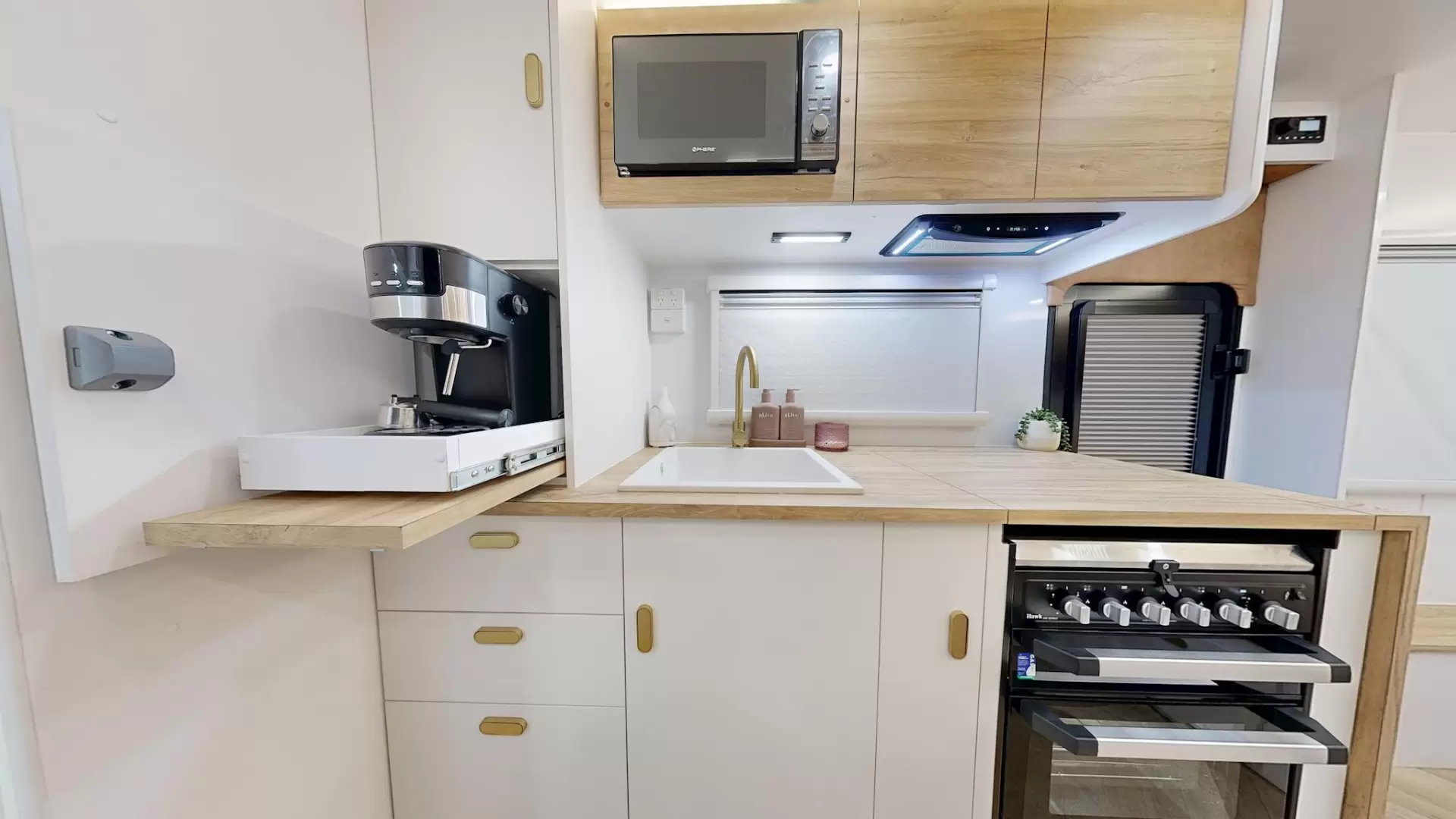 NEW 2026 RADIANT CARAVANS OUTBACK