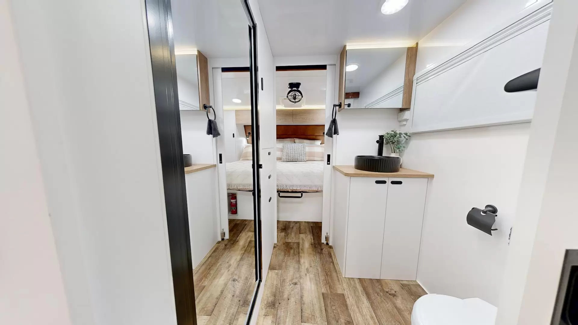 NEW 2026 OZVENTURE CARAVANS OV COMPOSITE