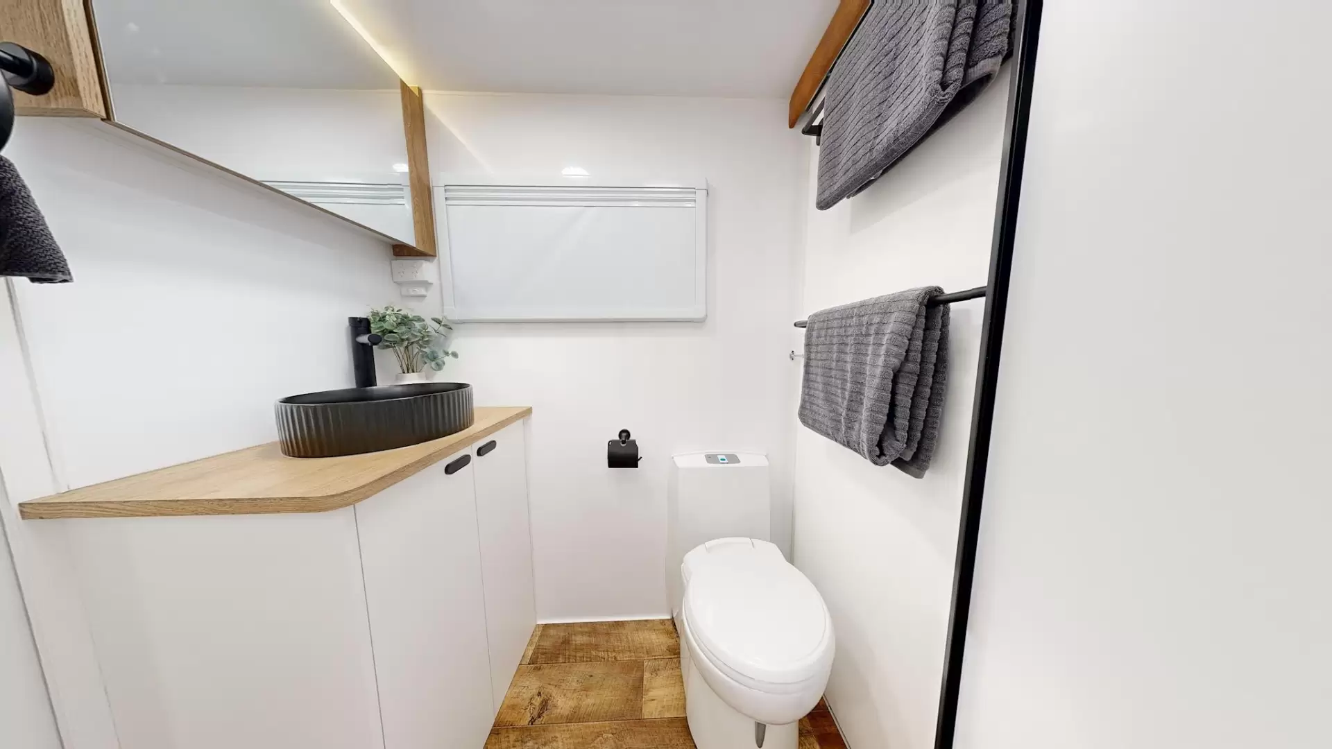 NEW 2026 OZVENTURE CARAVANS OV COMPOSITE