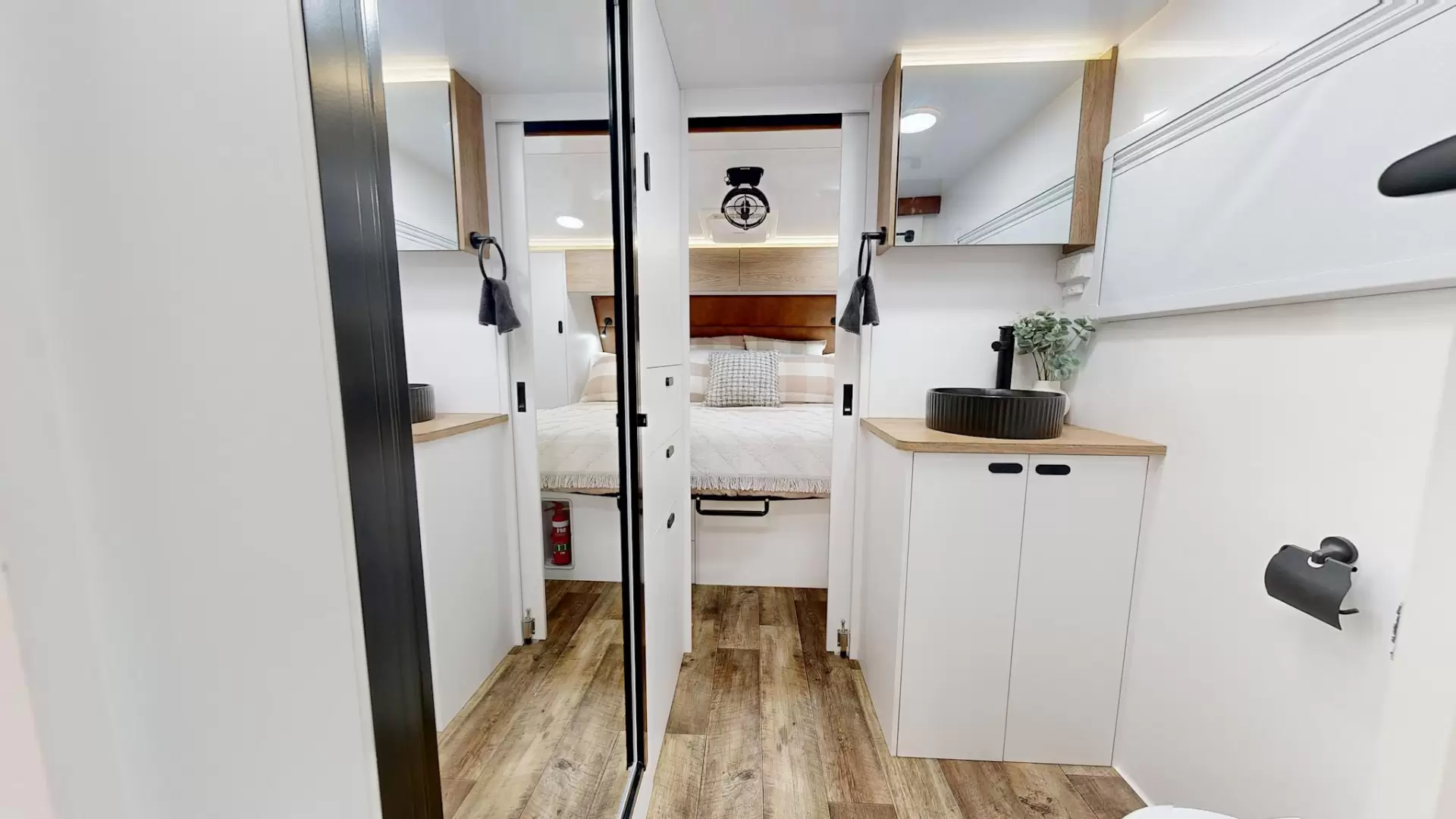 NEW 2026 OZVENTURE CARAVANS OV COMPOSITE