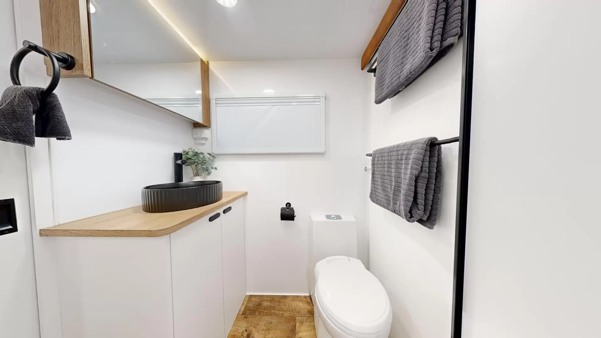 NEW 2026 OZVENTURE CARAVANS OV COMPOSITE