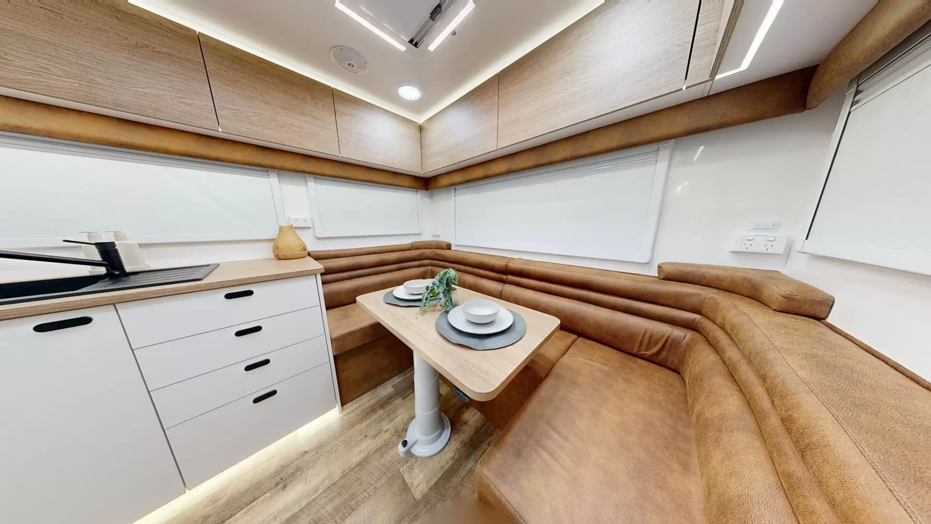 NEW 2026 OZVENTURE CARAVANS OV COMPOSITE