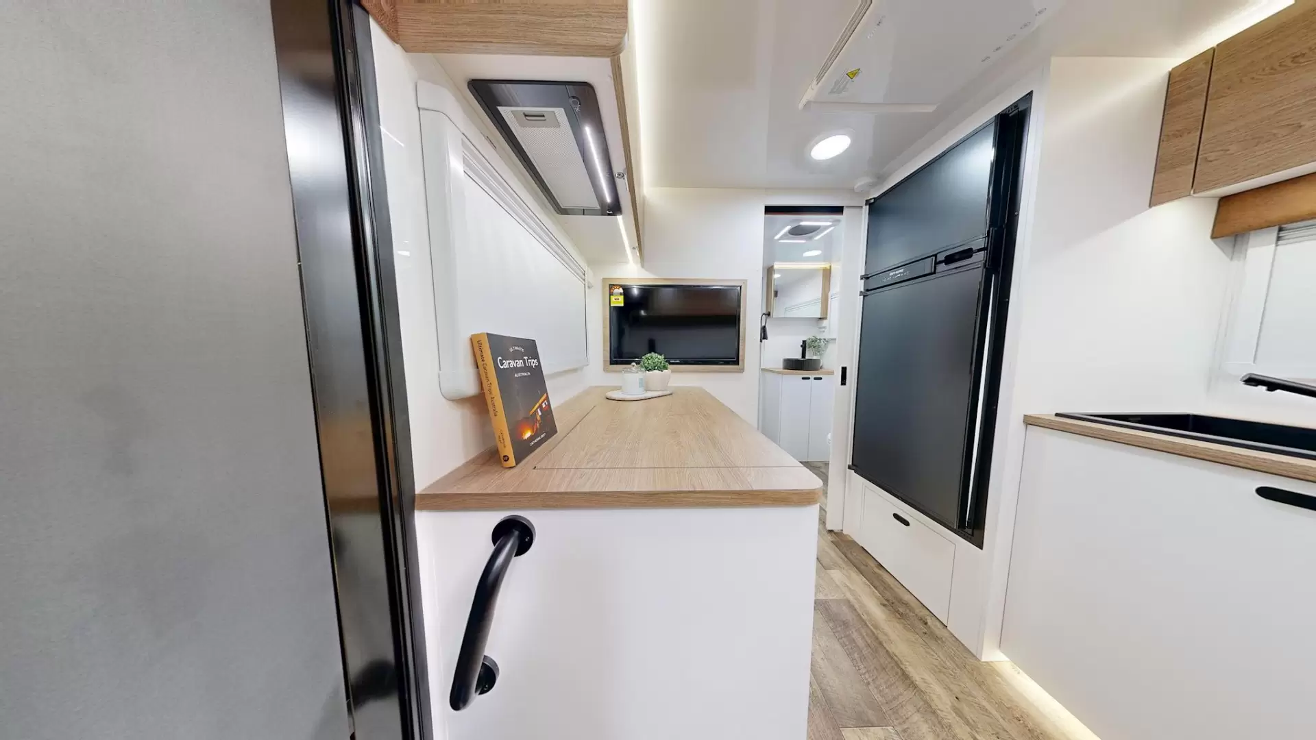 NEW 2026 OZVENTURE CARAVANS OV COMPOSITE